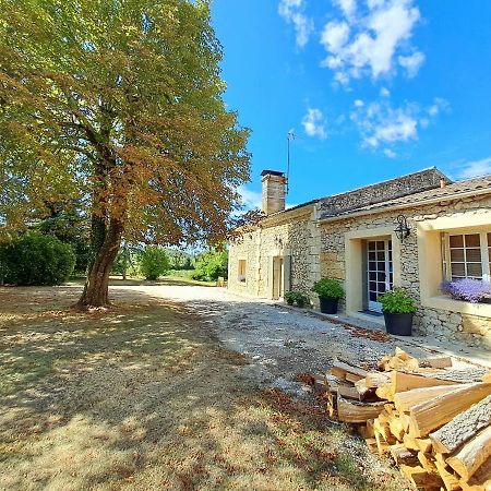Bleu Raisin Bed and Breakfast Les Salles-de-Castillon Εξωτερικό φωτογραφία
